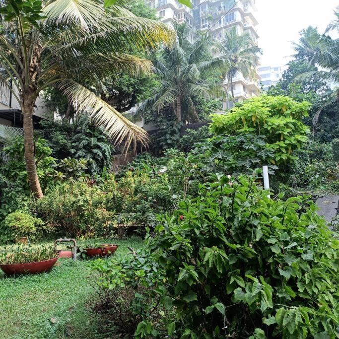 Cozy Private Ac Studio By The Sea Bandstand Bandra W Mumbai Nr Taj Lands End Apartamento Exterior foto