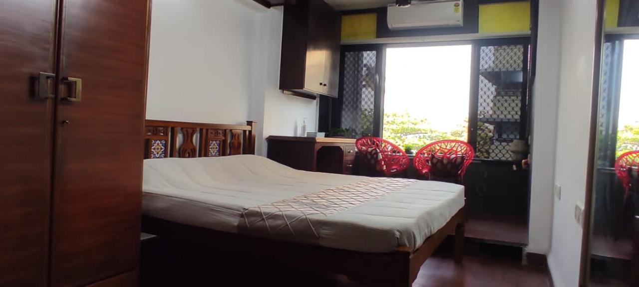 Cozy Private Ac Studio By The Sea Bandstand Bandra W Mumbai Nr Taj Lands End Apartamento Exterior foto